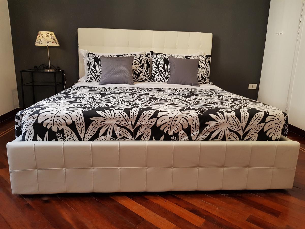 Myomax Guesthouse Rzym Zewnętrze zdjęcie